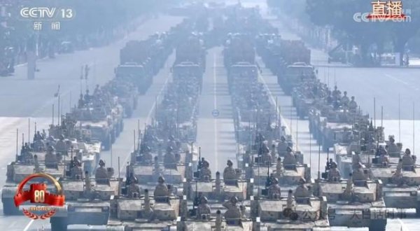 聚宏鑫操盘 九三阅兵多款尖兵利器首次集中出场 国产现役主战装备大放异彩
